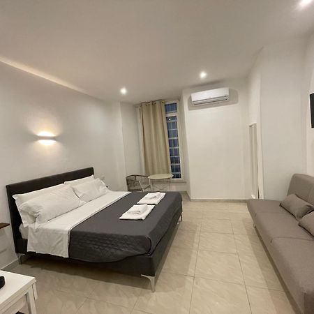 The Room 115 Rome Bagian luar foto
