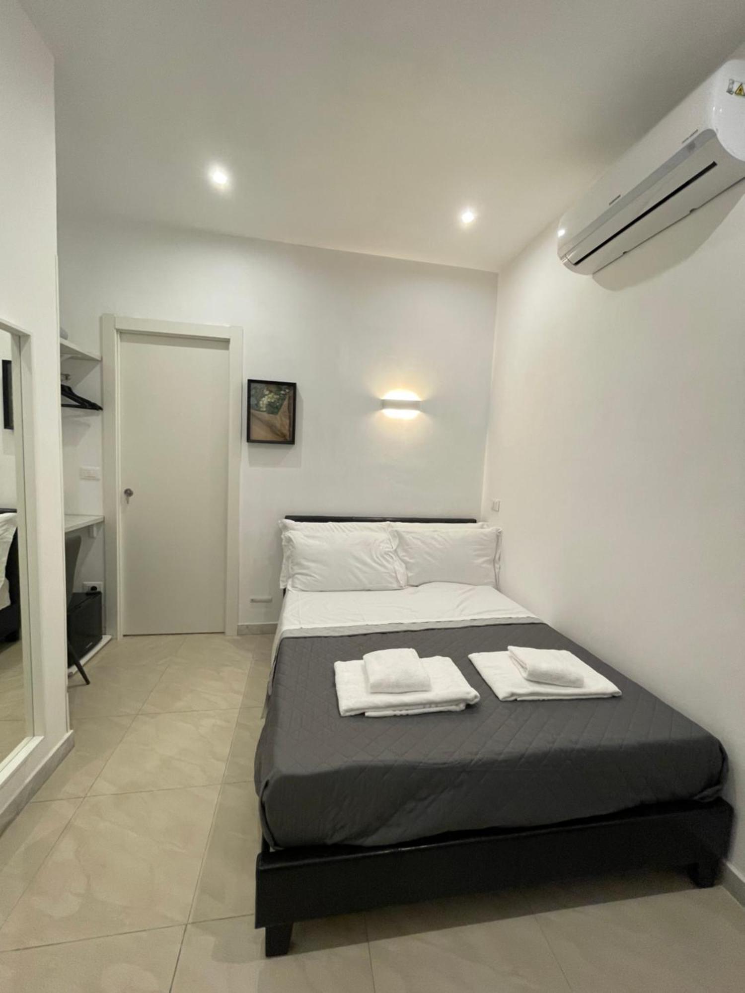 The Room 115 Rome Bagian luar foto